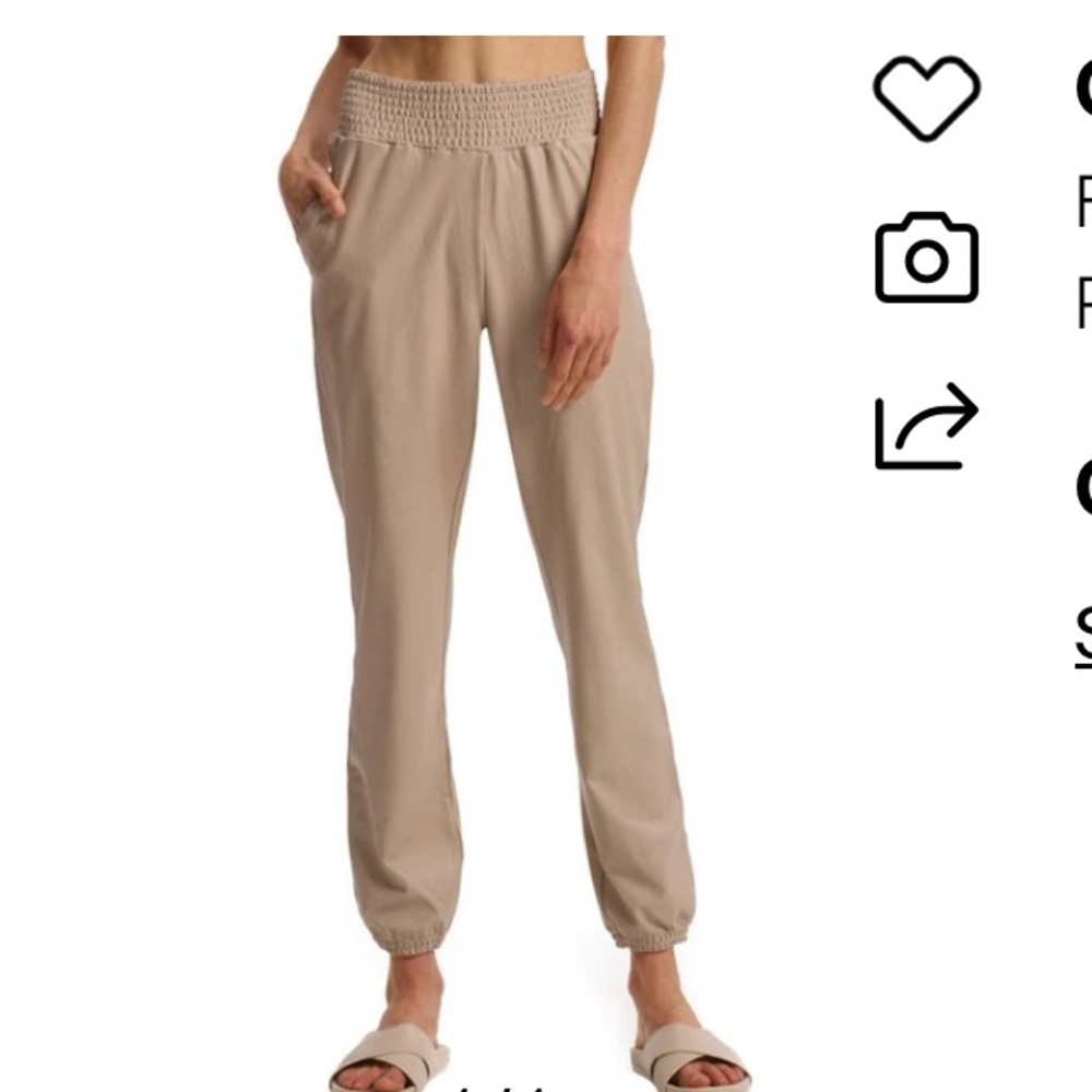Commando Faux Stretch Leather Track Pants in Sand